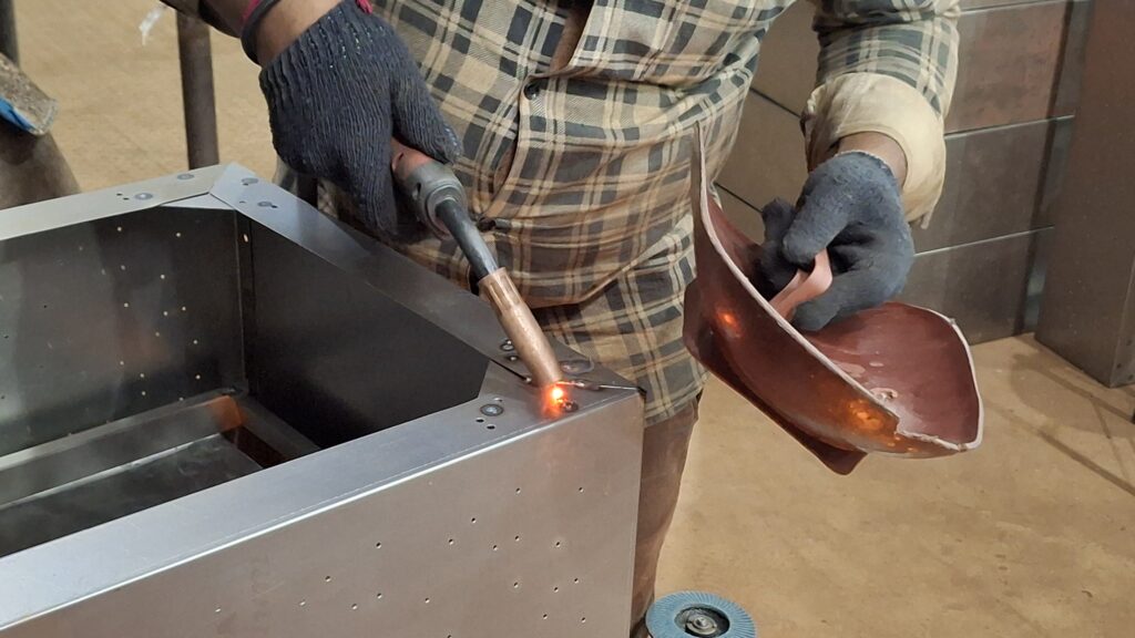 sheet metal welding fabtech india navi mumbai